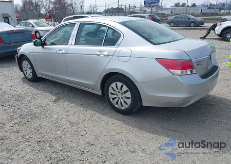 2010 Honda Accord Lx z USA, uszkodzony, nr VIN 1HGCP2F36AA021311